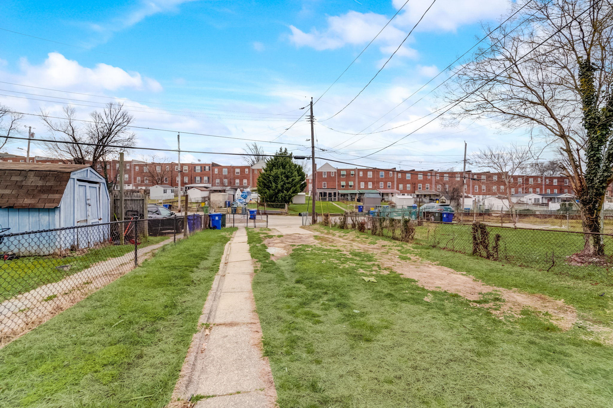 Raymonn Ave-024