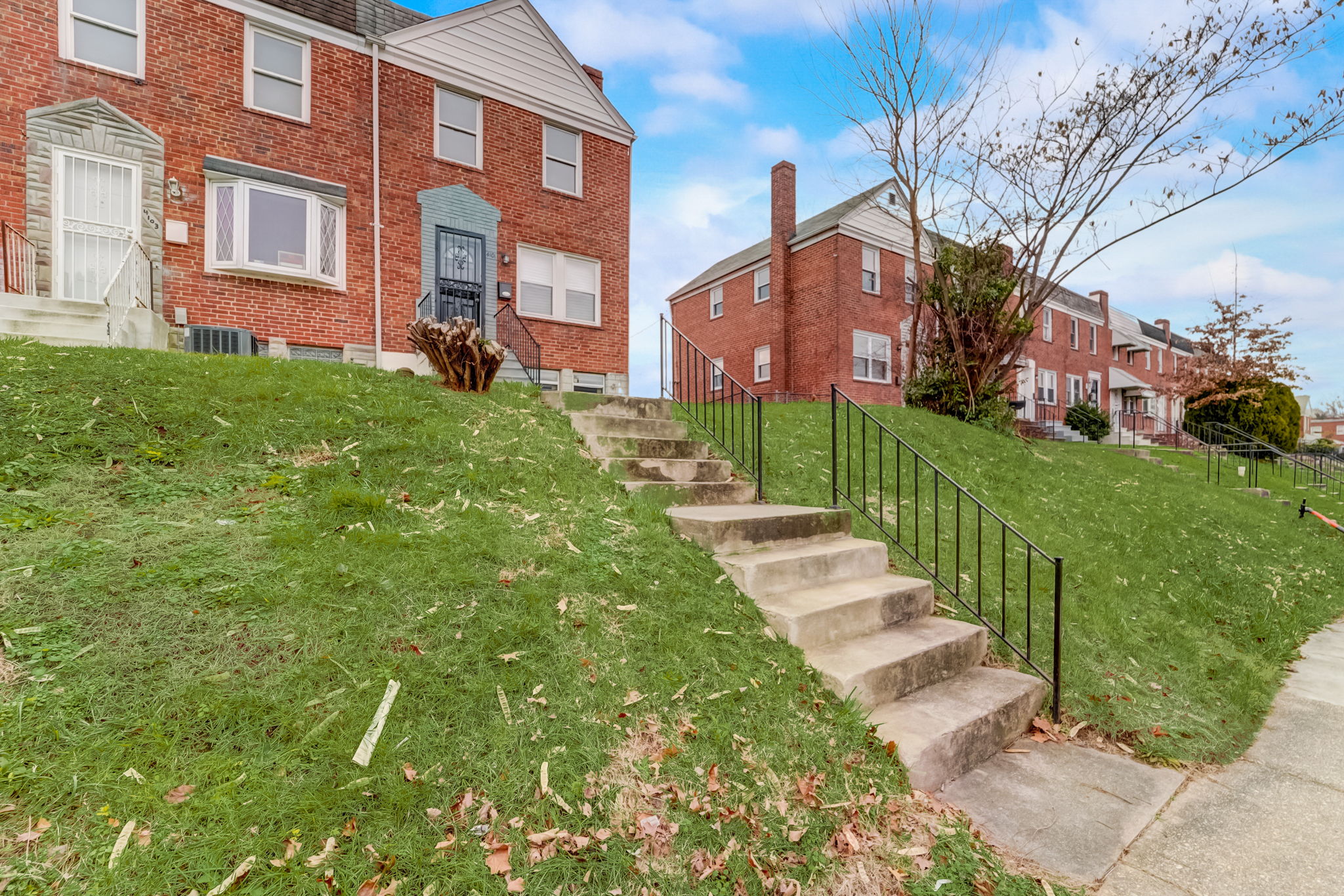 Raymonn Ave-002