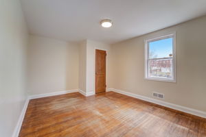 Raymonn Ave-010