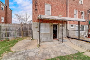 Raymonn Ave-022