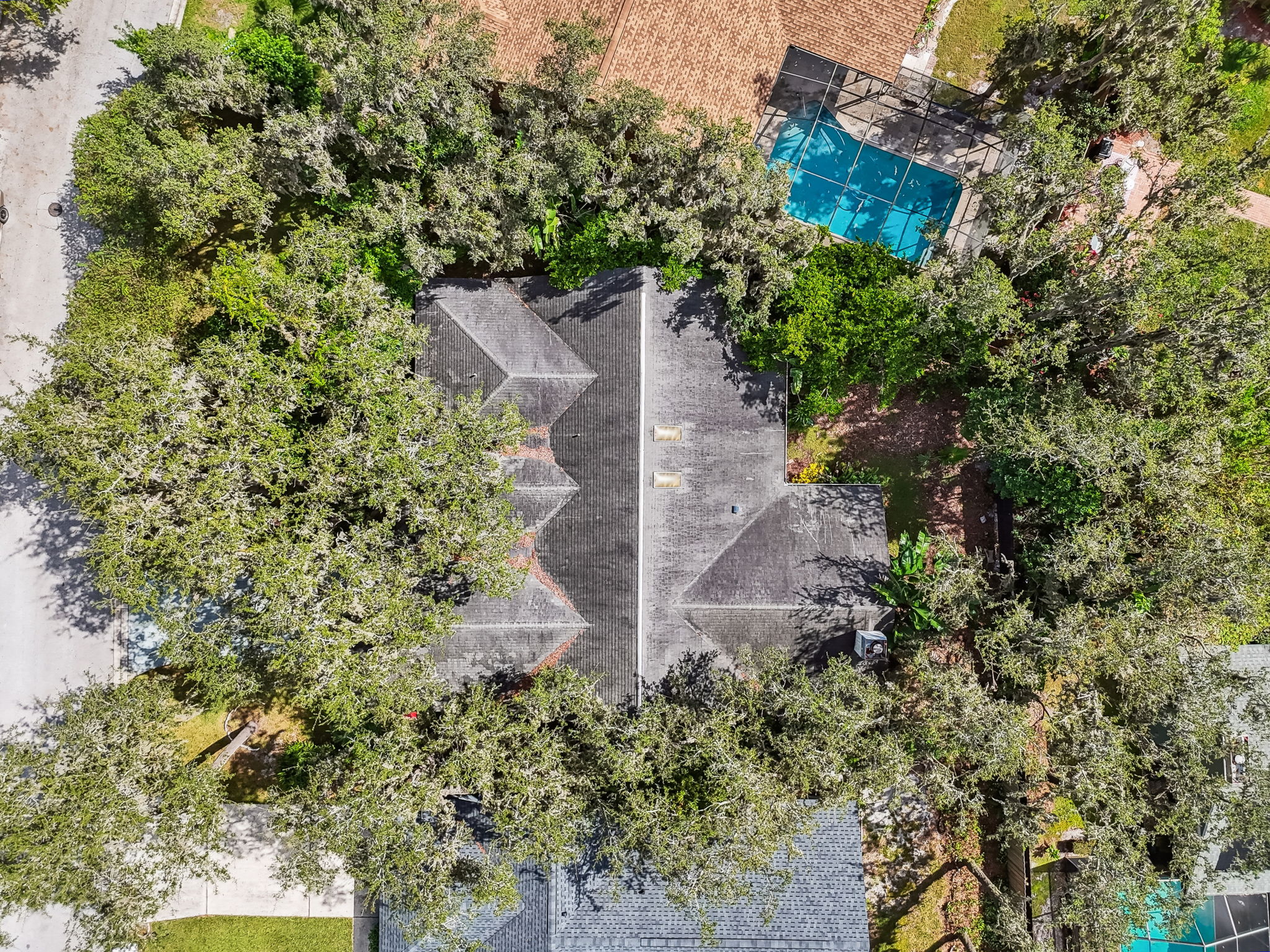 DJI_20251008121145_0621_D