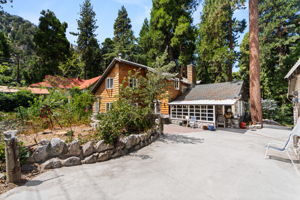 Photo 4