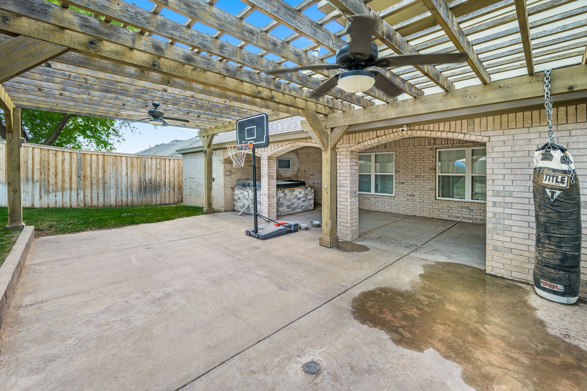 4104 Escondido Pl 03