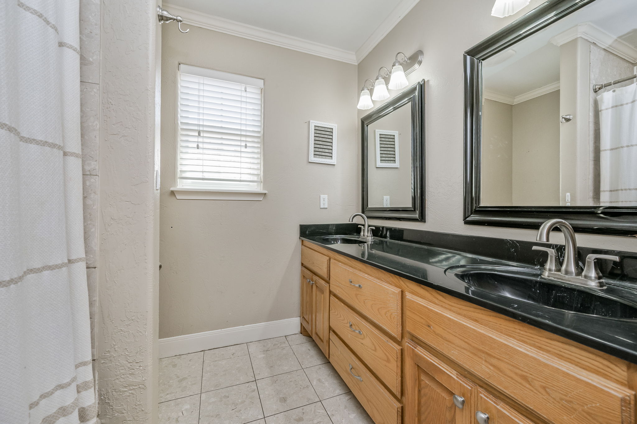 4104 Escondido Pl 08
