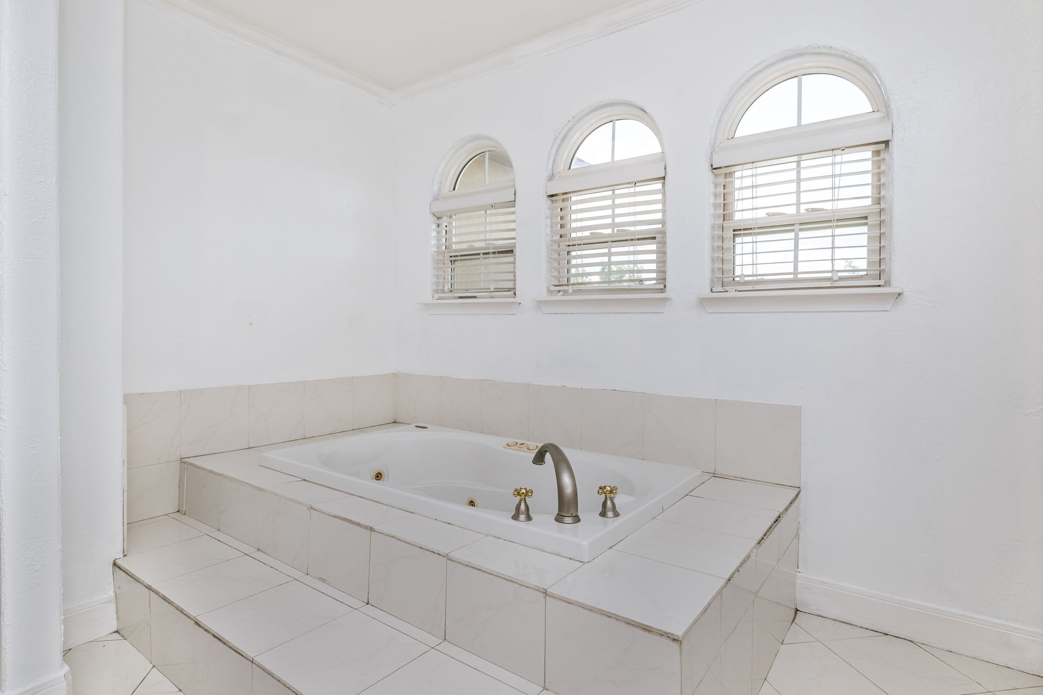 4104 Escondido Pl 19