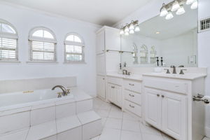 4104 Escondido Pl 18