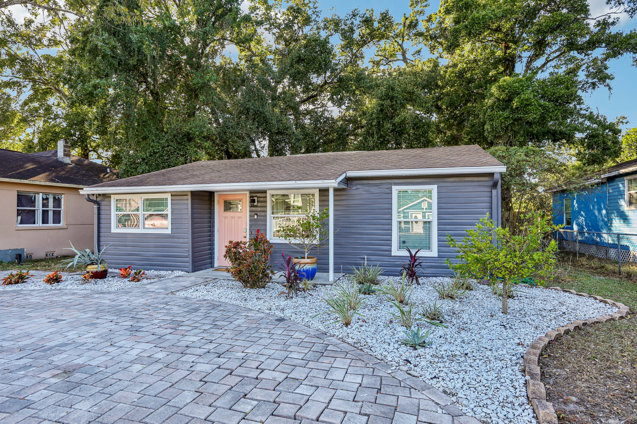 N Seminole Ave-S1311-004.jpg