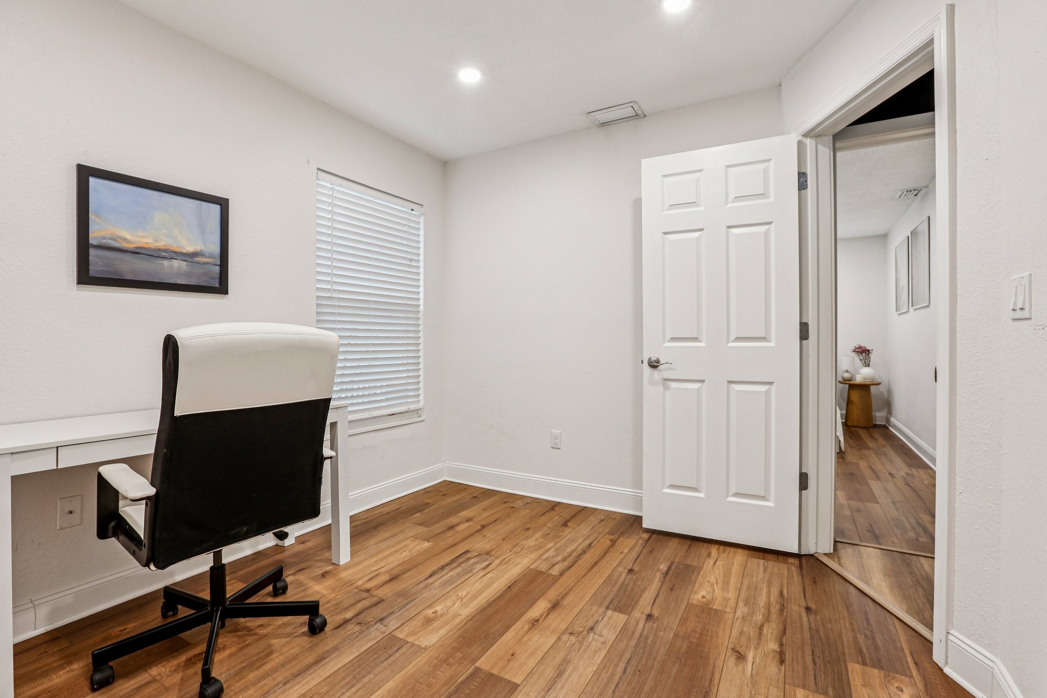 N Seminole Ave-S1311-020.jpg