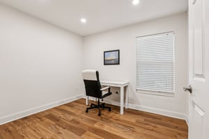 N Seminole Ave-S1311-018.jpg