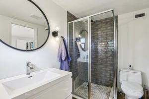 N Seminole Ave-S1311-028.jpg