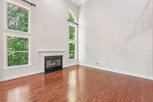 Hastings Dr-S0506-015.jpg