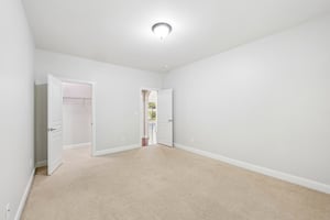 Hastings Dr-S0506-026.jpg