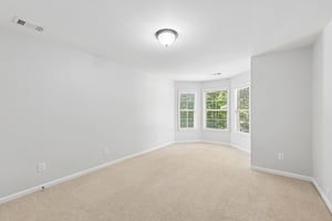 Hastings Dr-S0506-030.jpg