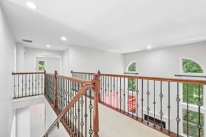 Hastings Dr-S0506-034.jpg
