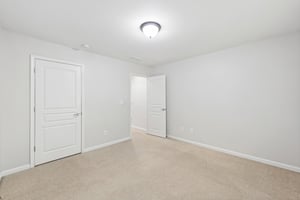 Hastings Dr-S0506-036.jpg