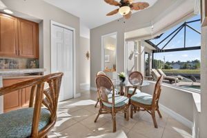 Breakfast Nook 3 of 3