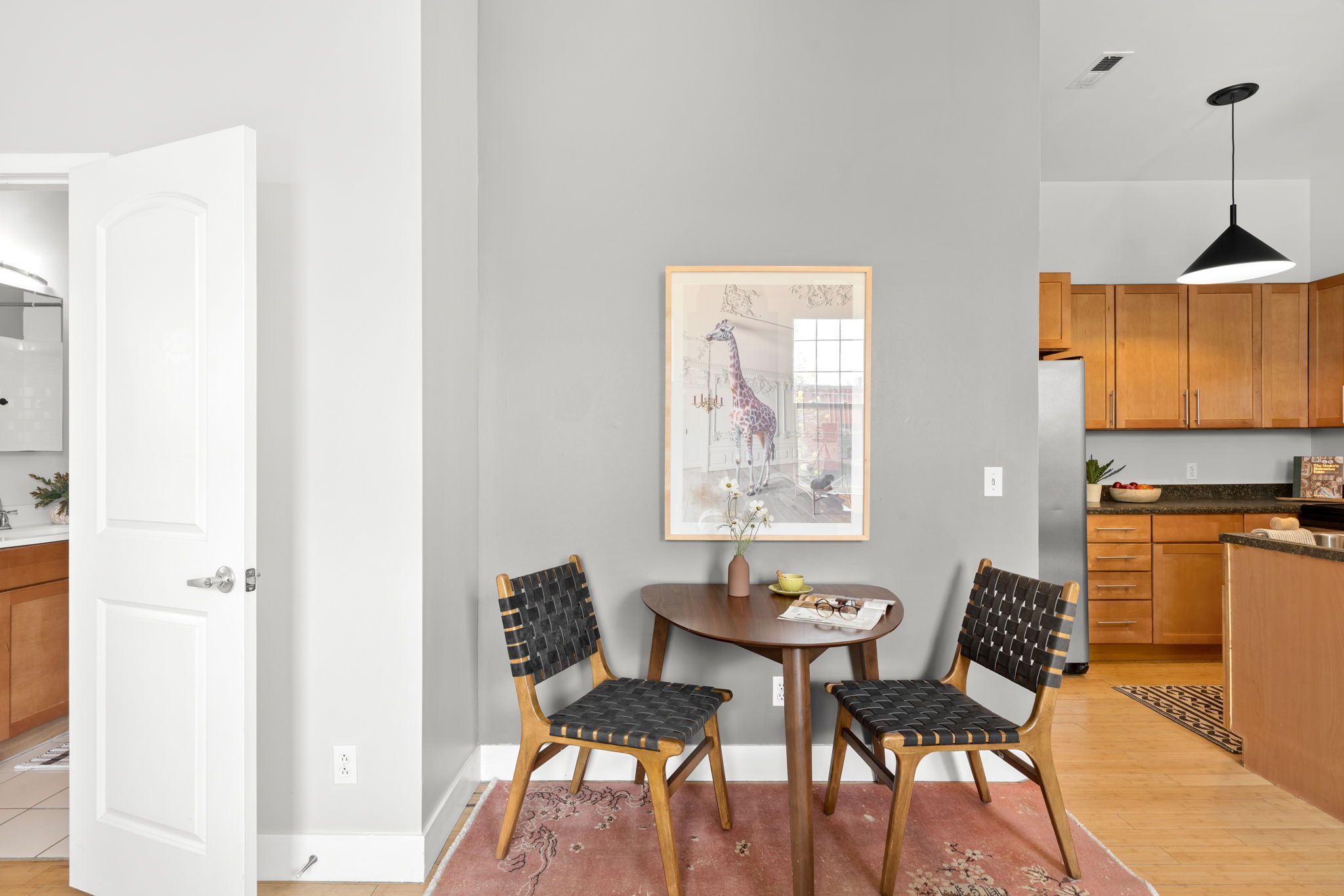 Dining area & Kitchen