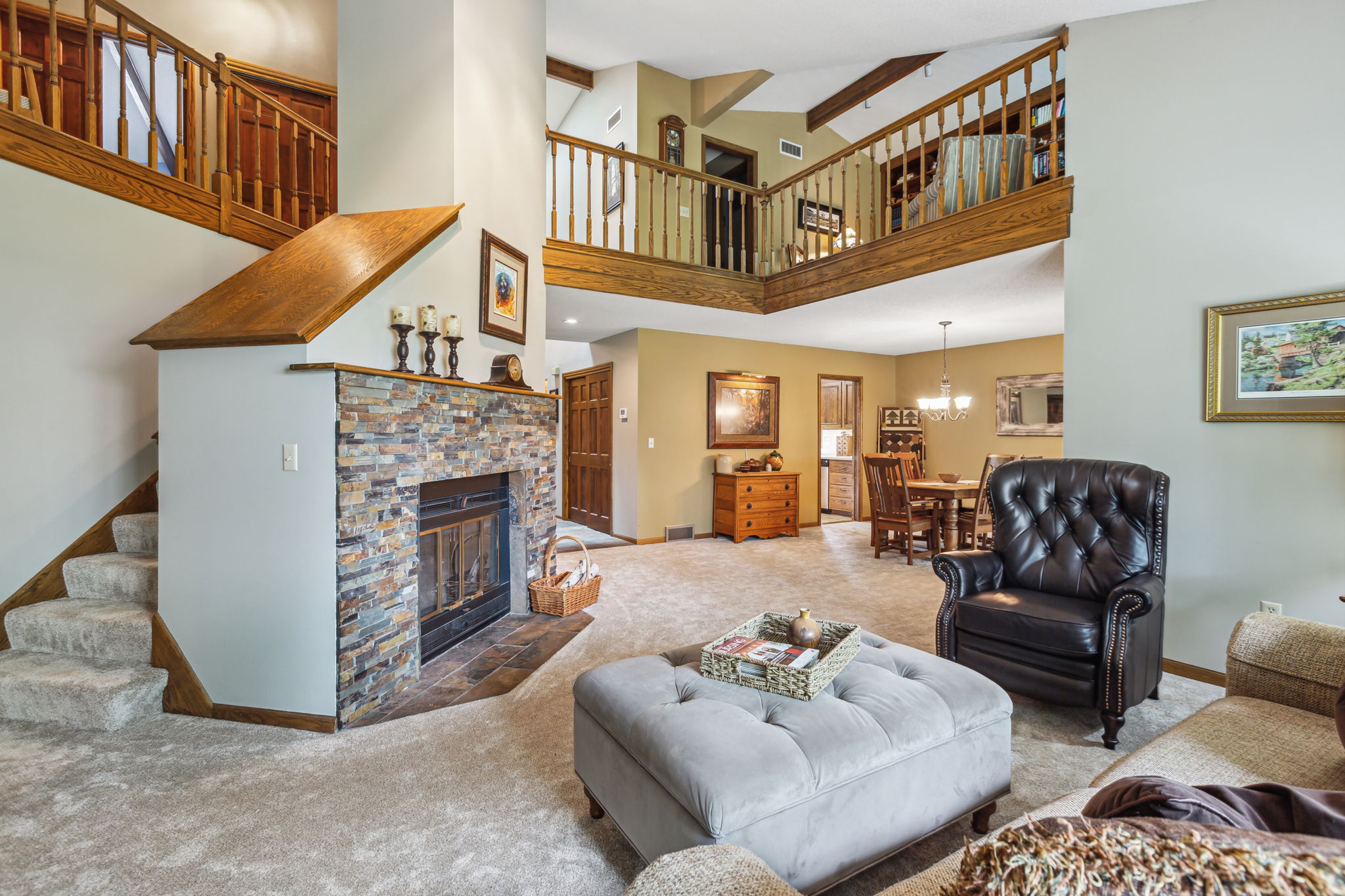 Living Room/Loft