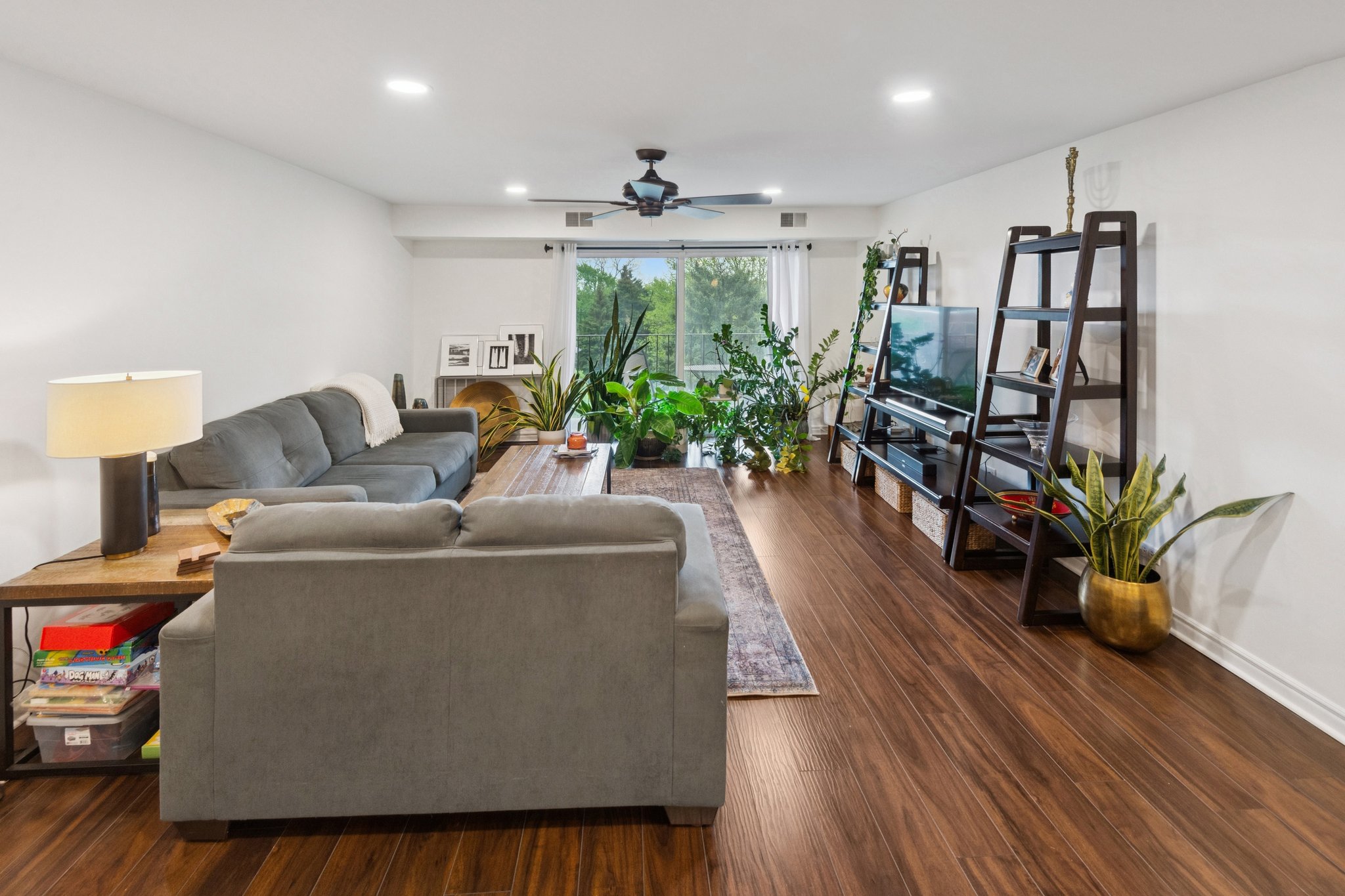 4106 N Narragansett Ave 511_010.jpg