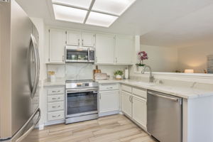 016_4107 Hanford St