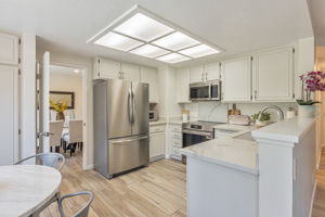 018_4107 Hanford St