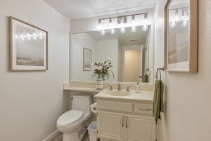 036_4107 Hanford St