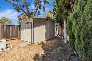 042_4107 Hanford St