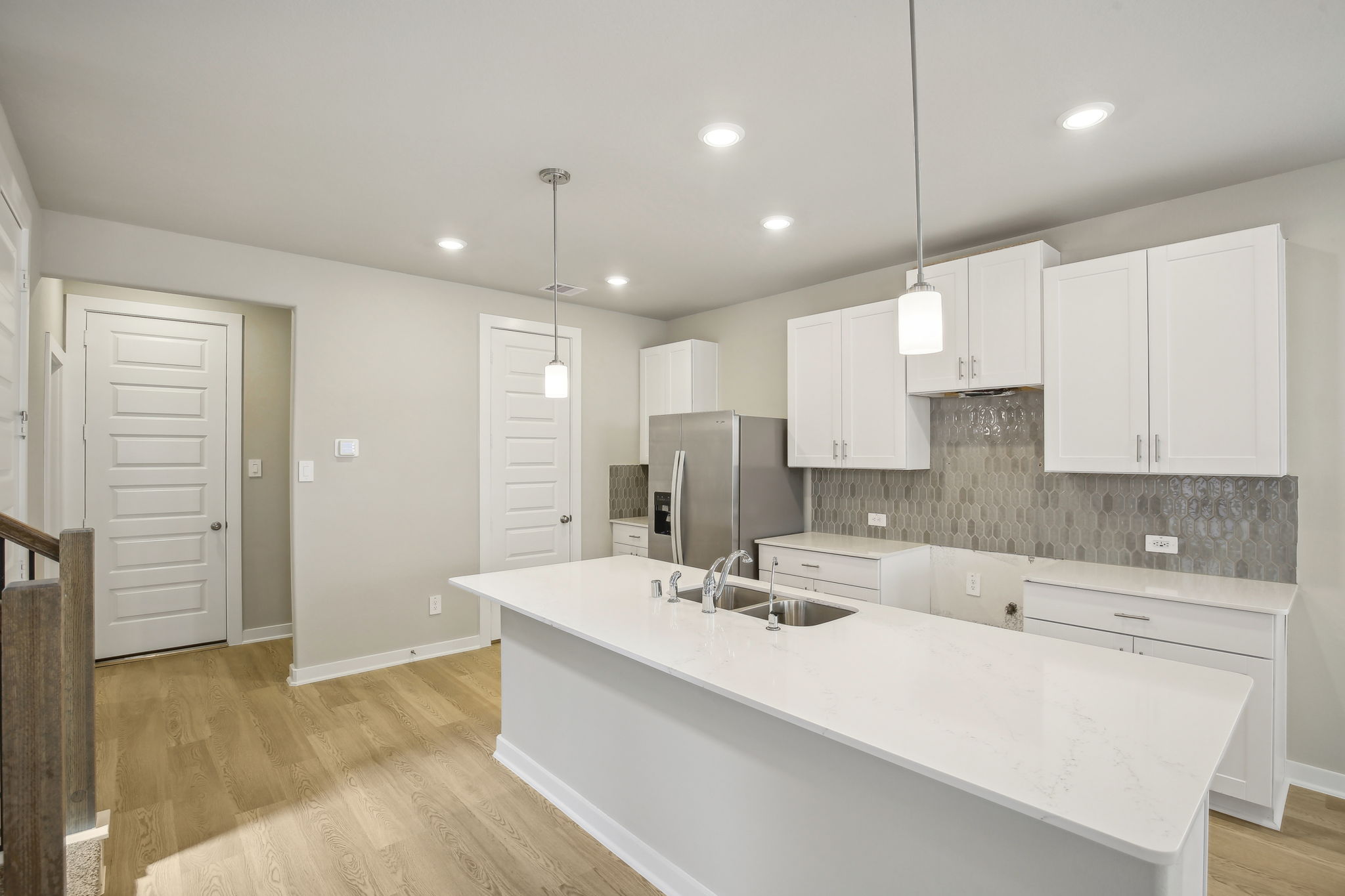 Houston - Spring Brook Village - 4108 Fig Grv St, Houston, TX 77080 - 010