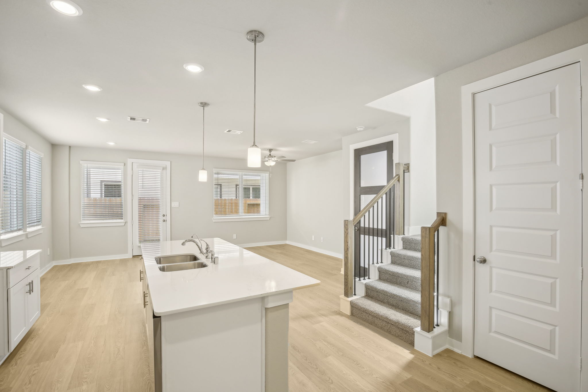 Houston - Spring Brook Village - 4108 Fig Grv St, Houston, TX 77080 - 012