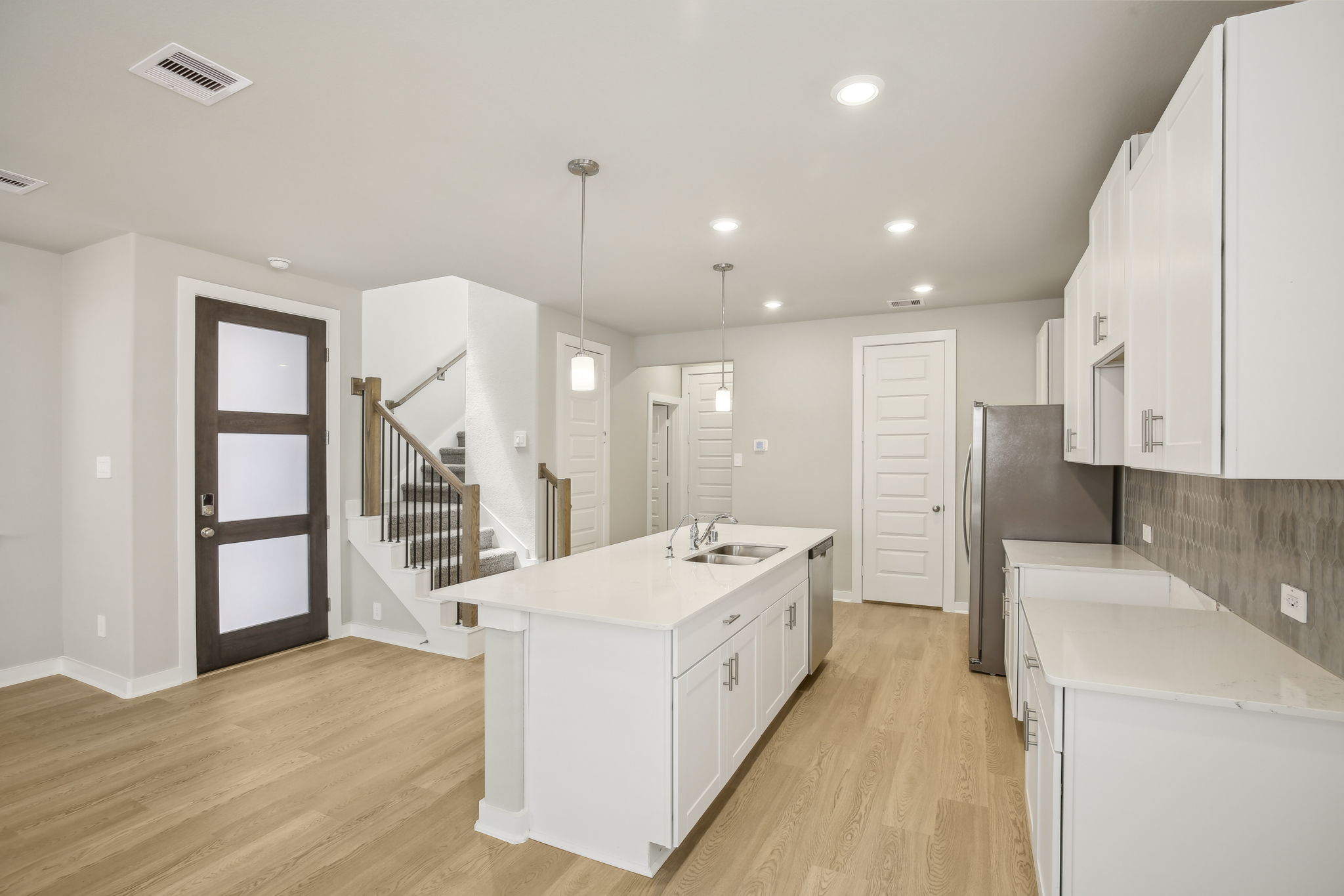 Houston - Spring Brook Village - 4108 Fig Grv St, Houston, TX 77080 - 014