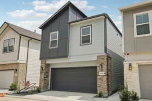 Houston - Spring Brook Village - 4108 Fig Grv St, Houston, TX 77080 - 002