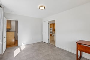 Irene Dr-S1806-020.jpg