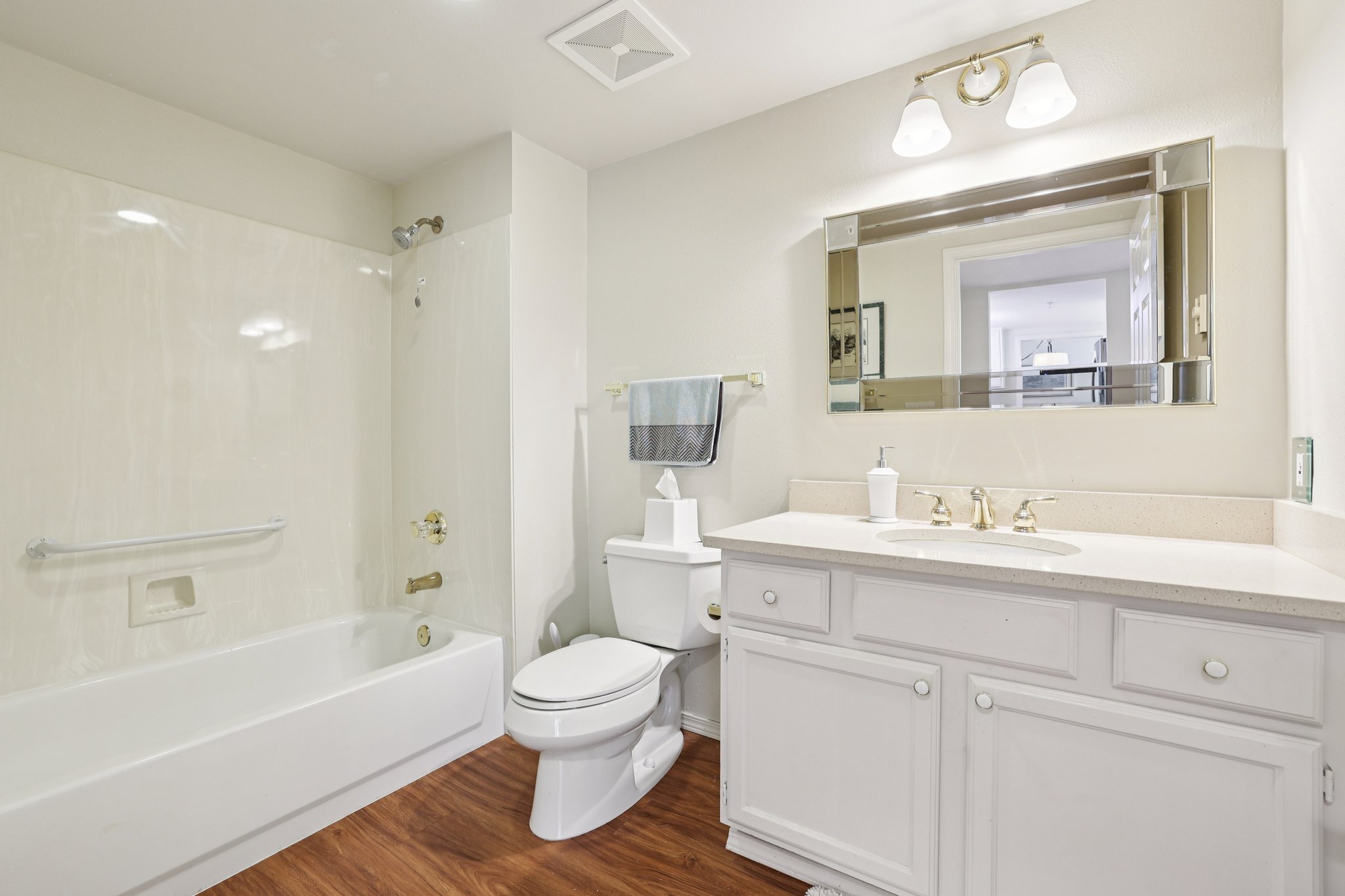 224th Ln SE 207-S2210-030.jpg