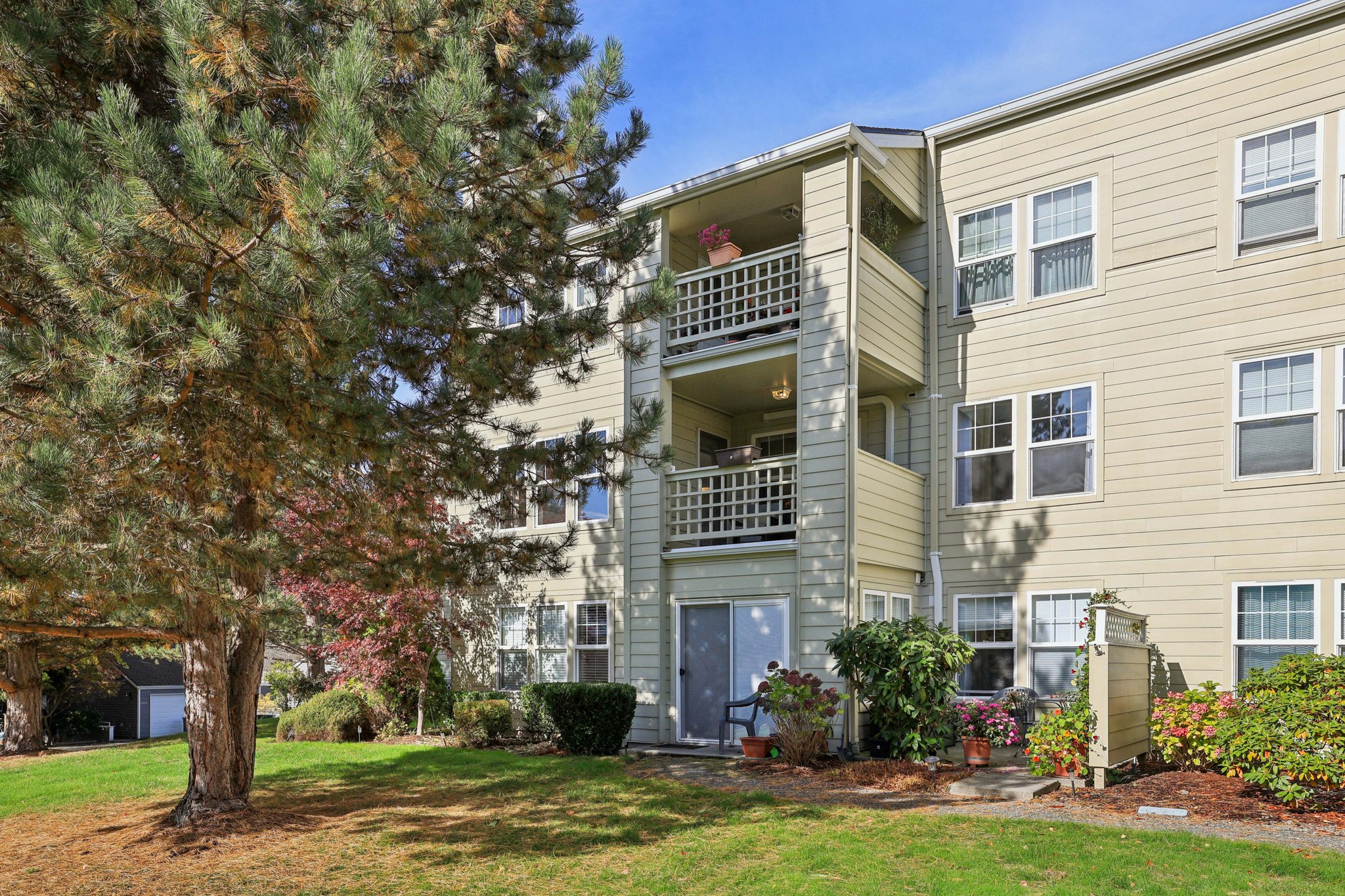 224th Ln SE 207-S2210-034.jpg