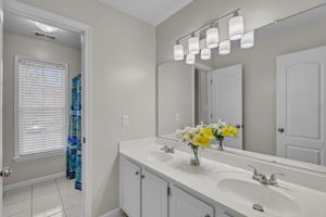 Second Story Full Bathroom (1)