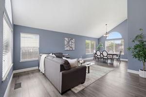 010_F8_4109 Spaulding St