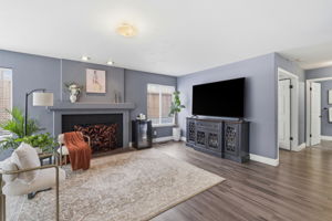 012_F8_4109 Spaulding St