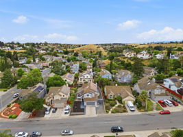 012_F8_AERIAL_4109 Spaulding St