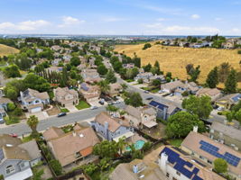 014_F8_AERIAL_4109 Spaulding St