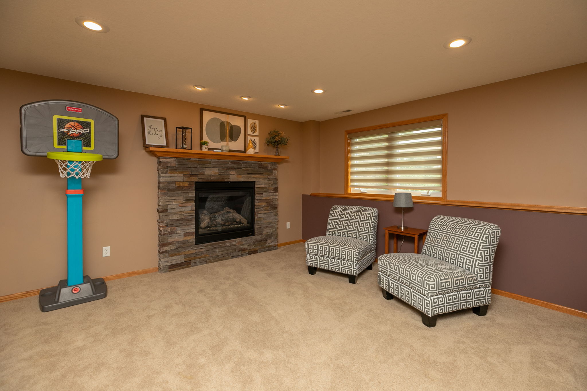 35-Family Room