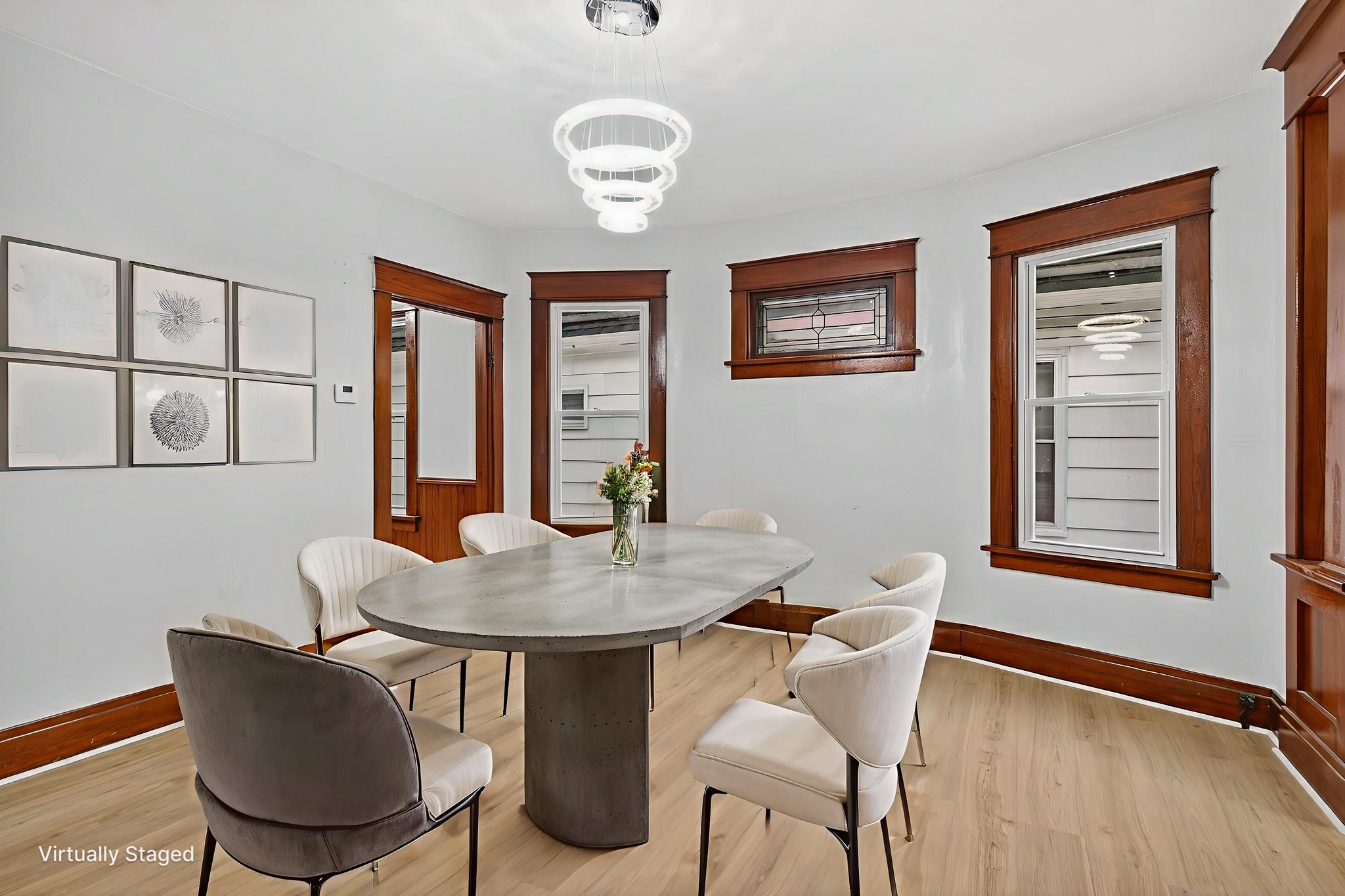 411-cambridge-131 virtually staged.jpeg