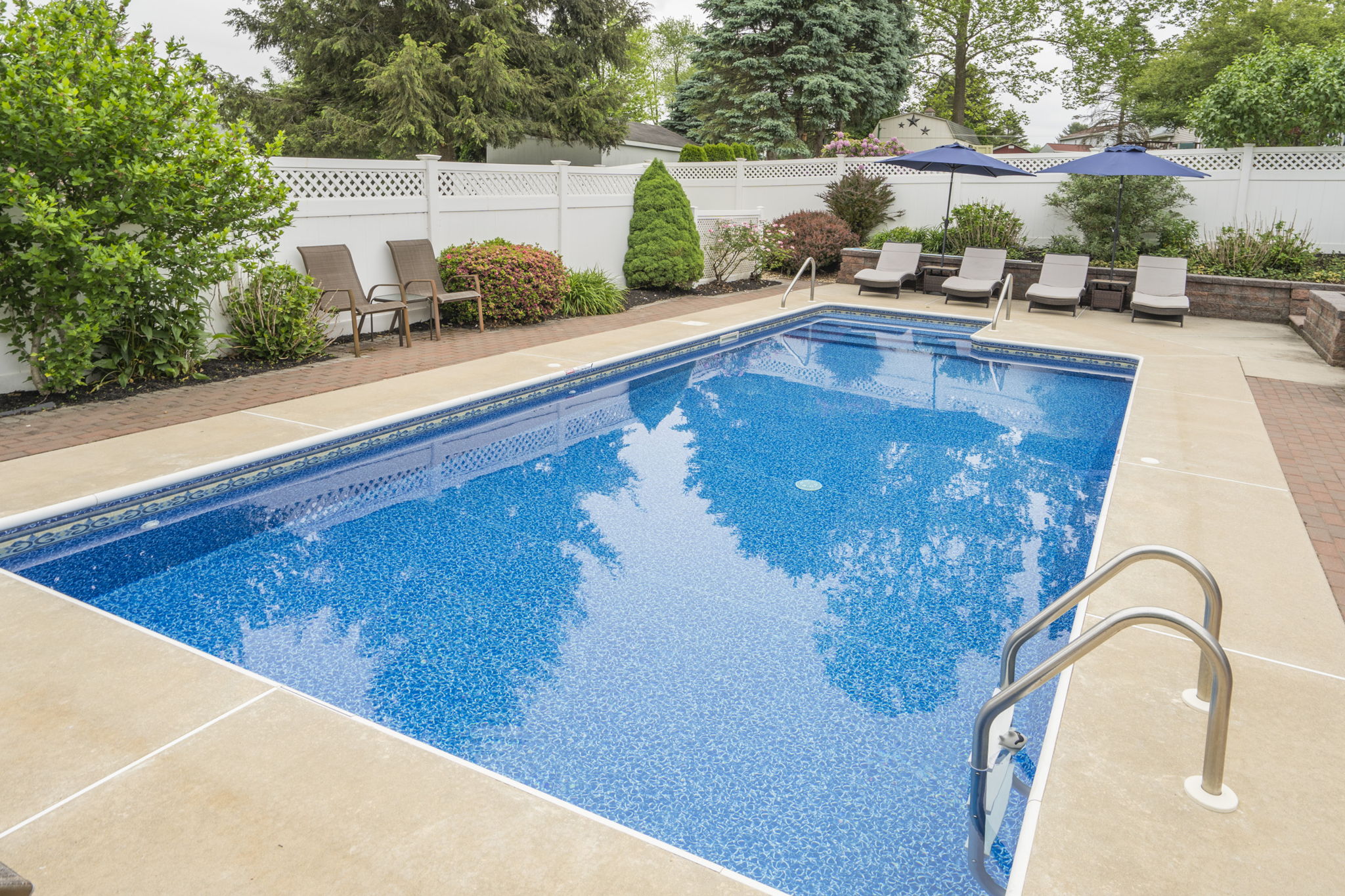 Pool photo from previous listing (2021)