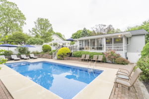 Pool photo from previous listing (2021)