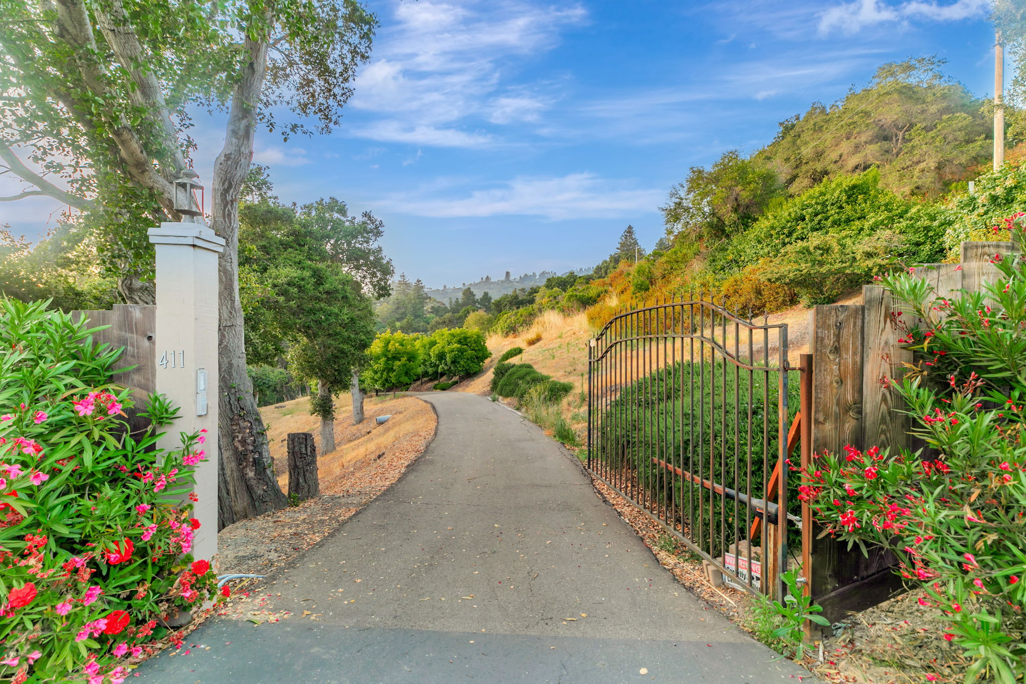 103_411 Hecker Pass Rd  