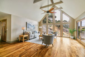012_411 Hecker Pass Rd  