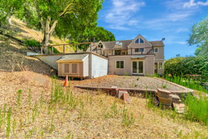092_411 Hecker Pass Rd  
