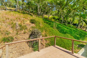 093_411 Hecker Pass Rd  