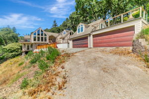 094_411 Hecker Pass Rd  