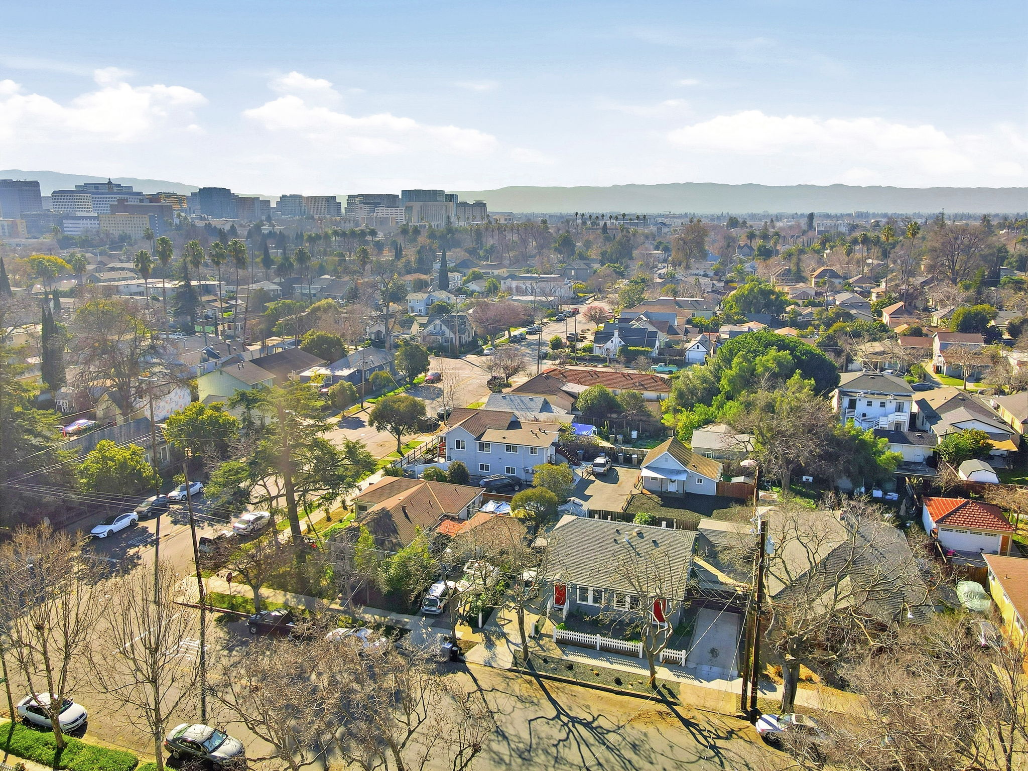 008_F8_AERIAL_411 N 9th St