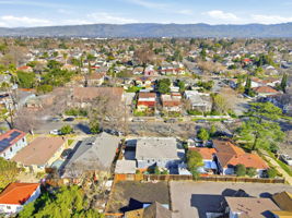 010_F8_AERIAL_411 N 9th St